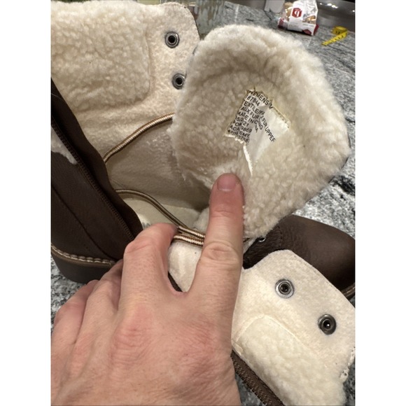 Magellan Outdoor Womens 167844 Faux Suede Leather Fur Lace Up Size 9M Boots - Picture 7 of 13